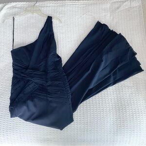 Nicole Miller navy blue one shoulder silk chiffon gown size 6